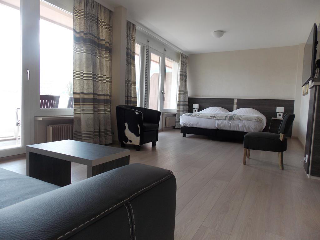Hotel Castel Sion Oda fotoğraf